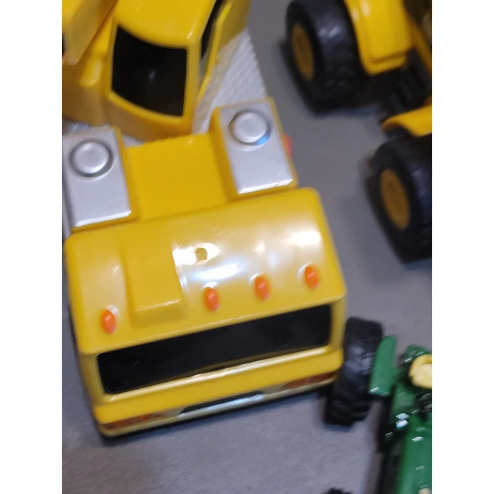 Tonka John Deere Etc.. Farm Tractor trucks Mixed lot toys